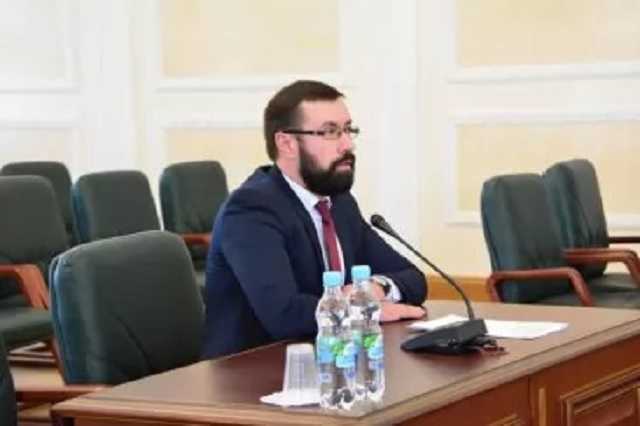 Зампред Судебной администрации купил Infiniti по коррупционной цене