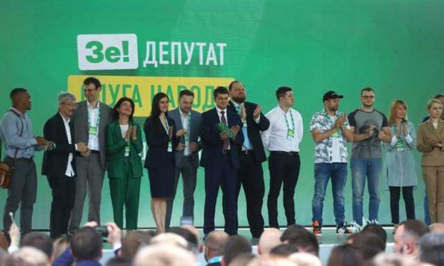 Падіння рейтингів “сушителя кофтинок” та “Слуг народу”: голова КВУ назвав причини