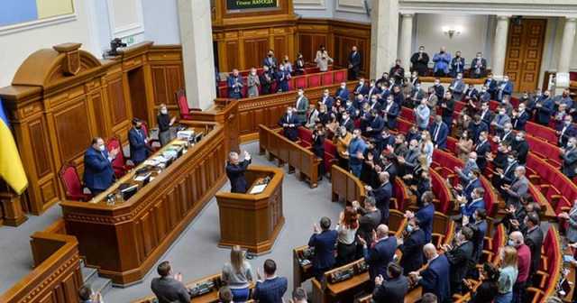 Рейтинг партий: кто проходит в Верховную раду