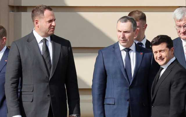 Деятельностью Зеленского и его офиса недовольны большинство украинцев – опрос