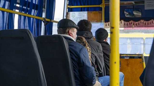 В Киевской области с сегодняшнего дня усилены карантинные ограничения в транспорте