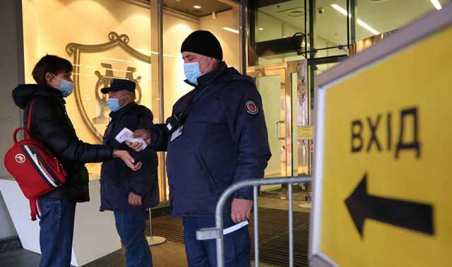 Стабилизация хаоса: когда коронавирус ослабит свою хватку в Украине