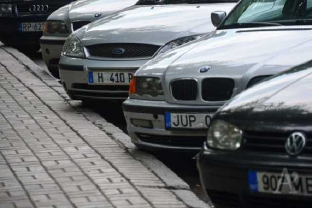 Новая “серая“ схема: евробляхерам продают документы от битых машин