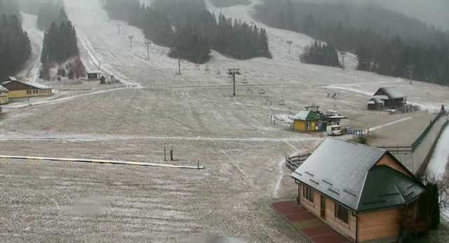 Львовскую область накрыл снег