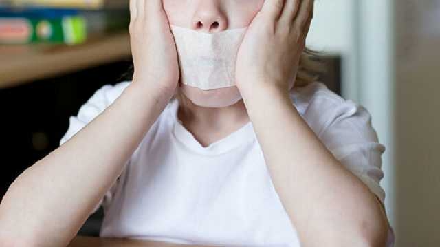 В детсаду на Полтавщине замотали скотчем 4-летнюю девочку, но воспитательниц стали защищать