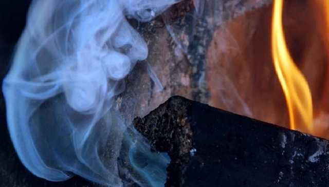 Возле Львова женщина и трое детей отравились угарным газом