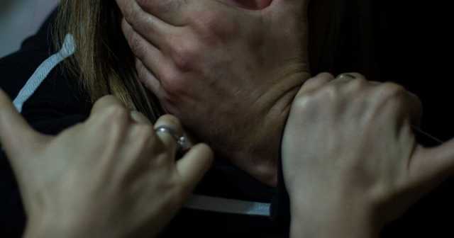 В Полтаве прохожие отбили у насильника 16-летнюю жертву