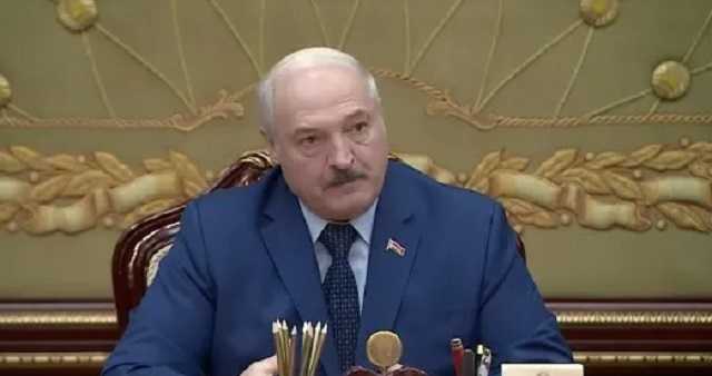 Лукашенко заявил, что Беларусь будет помогать беженцам попасть в Польшу и Германию