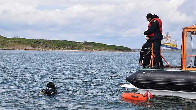 Спасатели не надеются найти живым: под Очаковом третьи сутки ищут рыбака