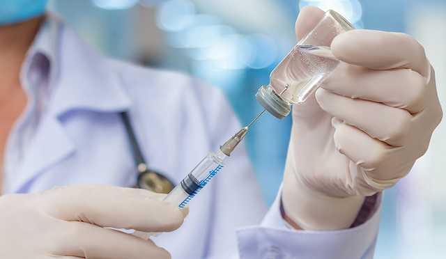 В аптеках Ровно начали вакцинировать от гриппа