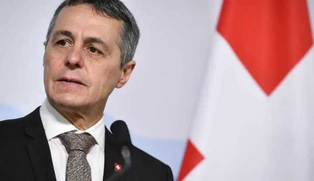 В Москве экстренно приземлился самолет с главой МИД Швейцарии