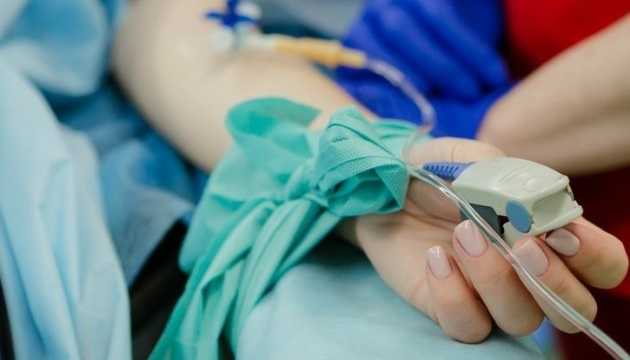 Терапия антителами на 80% уменьшает тяжелое течение «ковида»