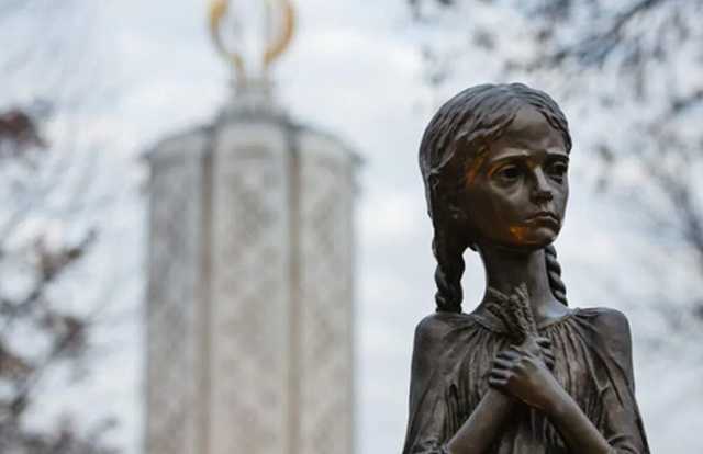 Ніколи знову вільних людей в Україні ніхто не поставить на коліна