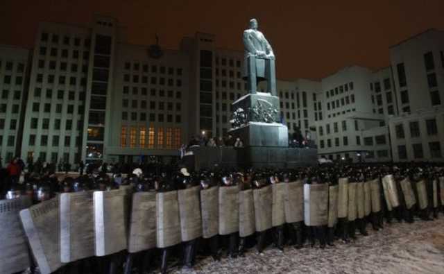 Как Беларусь стала диктатурой. Урок для украинцев