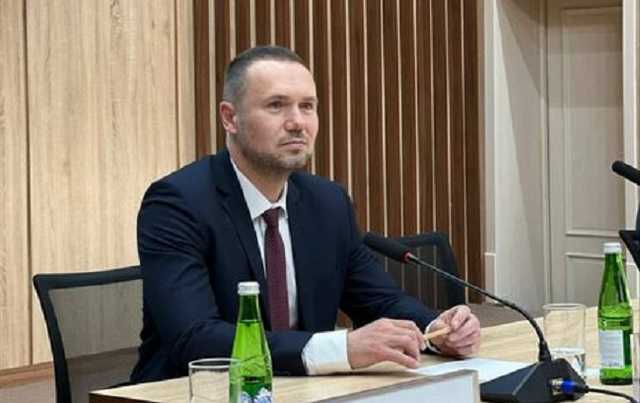 Шкарлет рассказал, сколько школ в Украине работает дистанционно