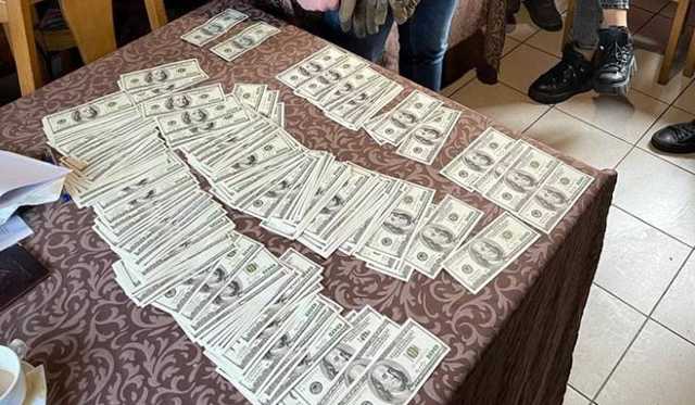 В Вышгороде задержали посредника, вымогавшего деньги за оформление земли