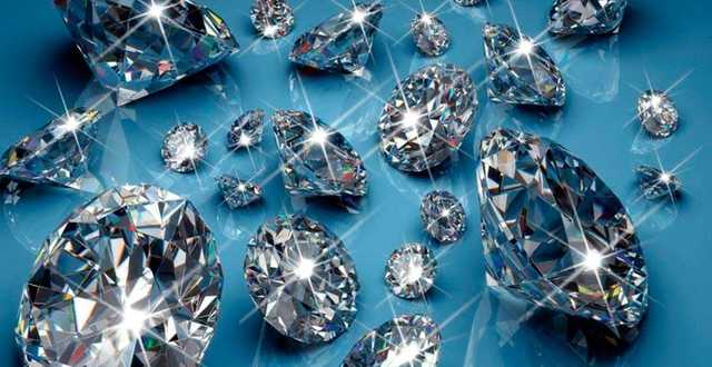 На фоне обнаружения нового COVID-штамма на 10% выросли цены на бриллианты