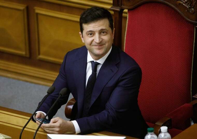 Опитування КМІС: 58,2% українців не підтримують другий термін Зеленського