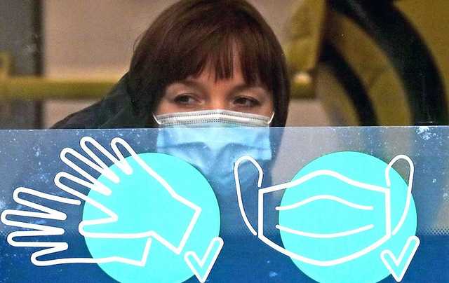 Людство чекає щорічна COVID-вакцинація протягом багатьох років, – глава Pfizer