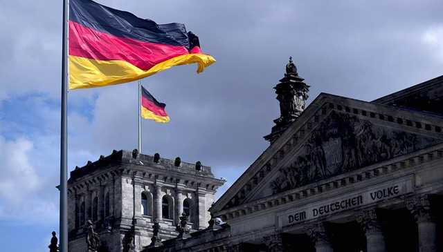 В Германии ввели локдаун для невакцинированных