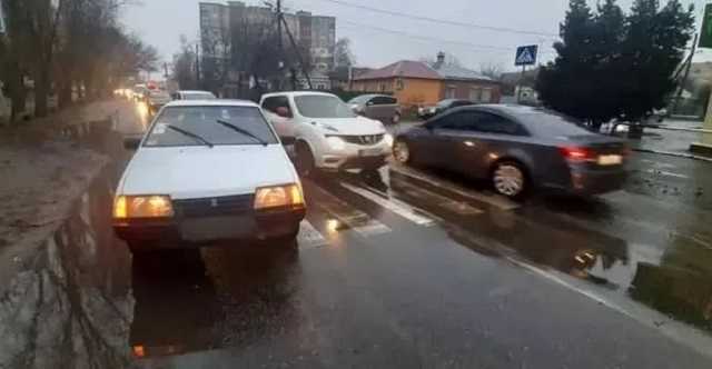 В Полтаве водитель сбил на переходе двоих детей: появились данные о состоянии пострадавших