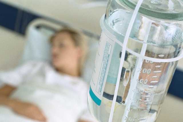 На Сумщине произошла вспышка ботулизма: четыре человека попали в больницу после застолья