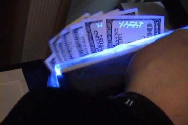 Суд виправдав київського поліцейського від хабара, бо прокурор не довів відсутність провокації