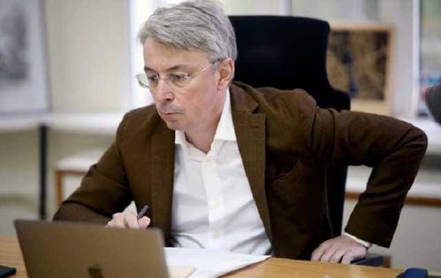 В Раде до сих пор не зарегистрировали заявление об отставке Ткаченко, – Стефанчук