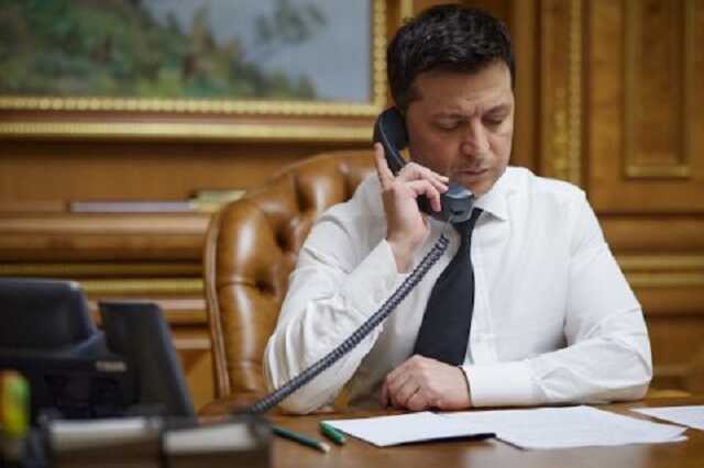 Зеленський розповів деталі про розмову з Байденом