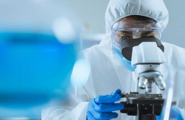 На Кипре зафиксировали первые случаи штамма Омикрон