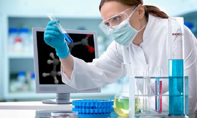 Россиян предупредили о смертельной опасности штамма «омикрон»