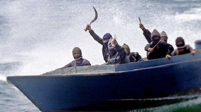 Возле Гвинеи пираты атаковали корабль: Моряков захватили в плен