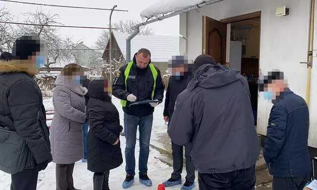 На Львовщине ревнивый муж жестоко убил беременную жену