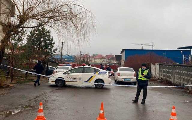 Под Киевом силовики взяли штурмом мужчину, который открыл огонь по людям