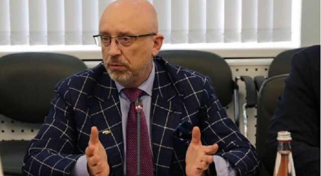 Украина должна стать членом НАТО де-факто, чтобы это стало де-юре, - Резников