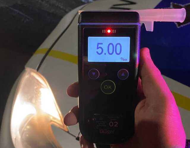 Патрульные остановили пьяного водителя со смертельной дозой алкоголя в Черновцах