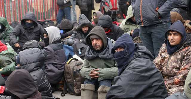 Десятки мигрантов штурмовали границу Беларуси с Польшей, пострадали правоохранители