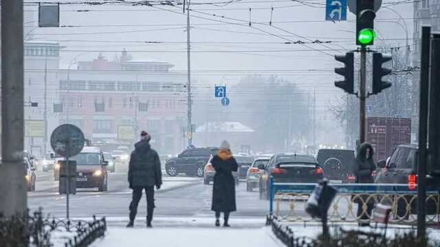 Украинцы уже больше года хуже относятся к России, чем россияне к Украине