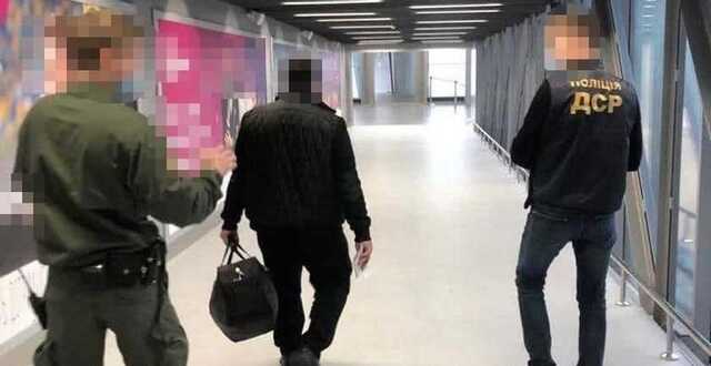 Из Одессы депортирован криминальный авторитет из санкционного списка СНБО