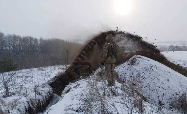 Пограничники продолжают укреплять границу с Россией несмотря на морозы