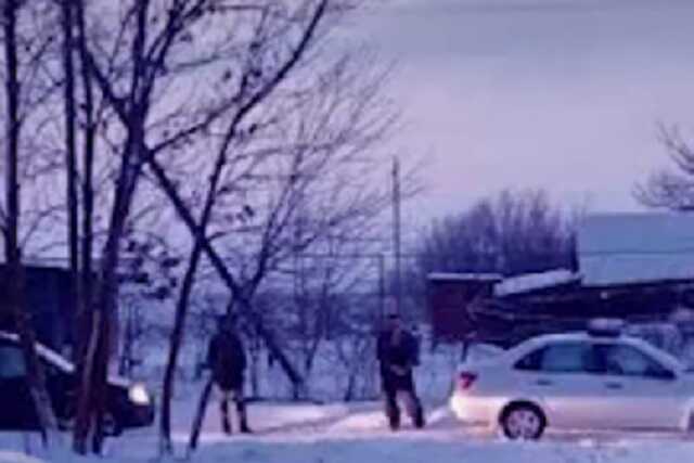 "Не видела их будущее": россиянка придушила и вынесла на мороз собственных детей