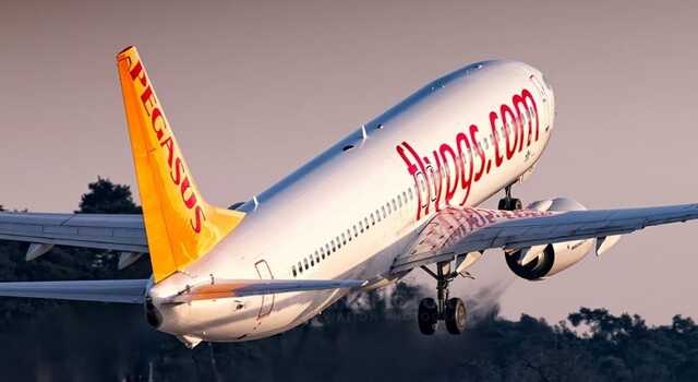 Самолет из Стамбула не смог приземлиться в Одессе и отправился назад в Турцию