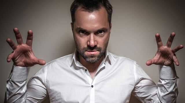 "Утопим вас в крови": Арестович предупредил РФ о последствиях вторжения в Украину