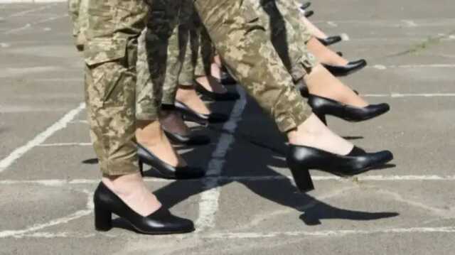 Петиция об отмене воинского учета для женщин набрала 25 тыс. голосов