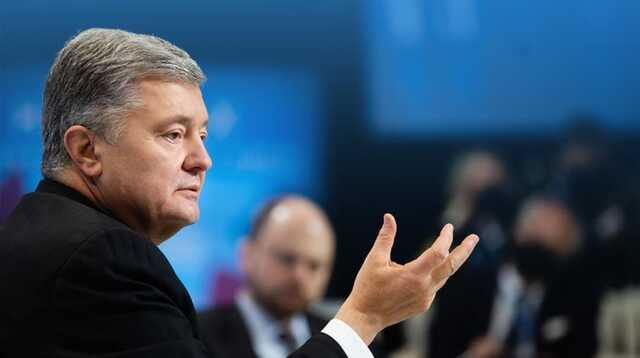 Порошенко: В первой половине января я точно вернусь в Украину