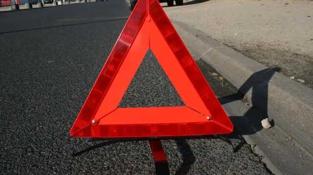 В Киеве на проспекте Лобановского произошло ДТП: на дорогах образовались масштабные пробки