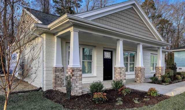 В США за 12 часов напечатали дом и подарили его семье