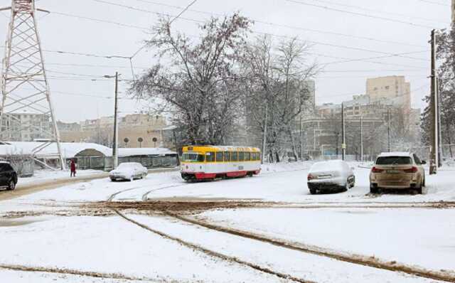 В Одессе парень попал под трамвай и остался без ног