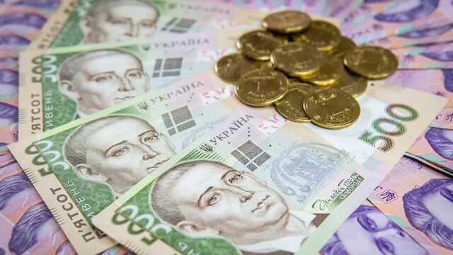 Валютная «розга» от Святого Николая: что ожидает гривну в 2022 году