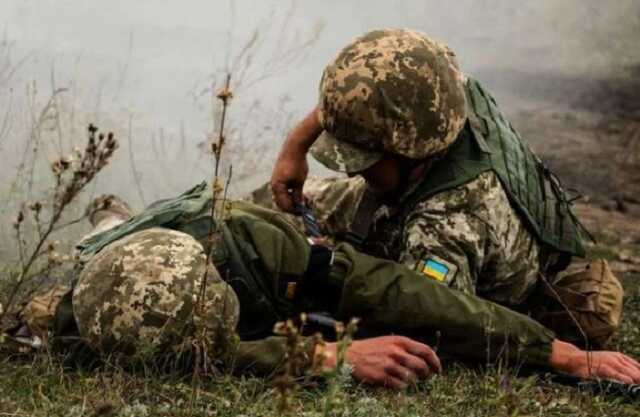 Наемники РФ на Донбассе обстреляли ВСУ, погиб украинский военный